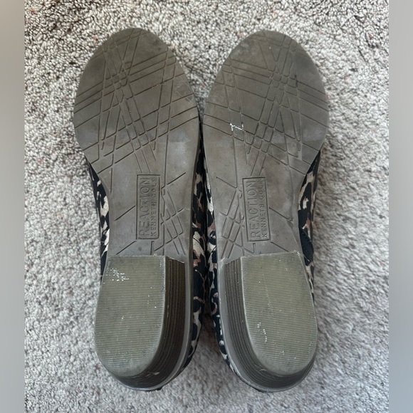 Leopard Print round toe booties - Picture 4 of 5